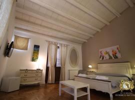 Federico Secondo, Hotel in Palermo
