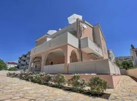 Villa Magena - Luxury Apartments in Pag Center