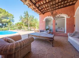 Exclusive Villa in Porroig, hotel a San Jose de sa Talaia