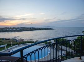 Sunset Vibes in Arapya - Breathtaking Views + POOL, ваканционно жилище на плажа в Арапя