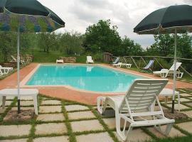 Apartment- Villa, hotell i Megognano