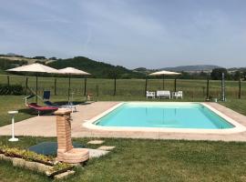 Casa Vacanze Garofoli, séjour à la campagne à Genga