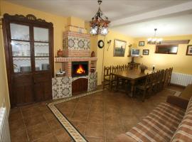 Casa Rural Calderón de Medina l, ll y lll, holiday rental in Siete Iglesias de Trabancos