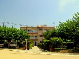 GIOTA ROOMS, serviced apartment in Arkoudi