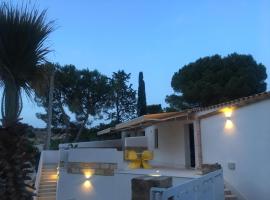 RELAXING COTTAGE SICILY OCCIDENTAL, allotjament vacacional a Custonaci