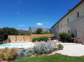 L'Ayguevives, hotel in Faverolles-sur-Cher
