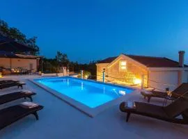 Rustic Villa Nina - Dalmatian Stone Mansion