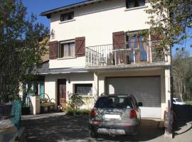 Vaqué Villeneuve des Escaldes Angoustrine, hotel cu parcare din Angoustrine