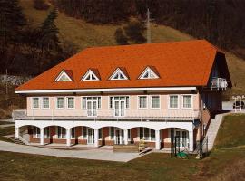 Rooms Hochkraut, khách sạn ở Celje