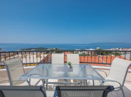 Apartments Naja, appart'hôtel à Makarska