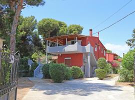 Calypso Apartments, hotel em Artemida