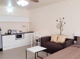 Popular Condo P1, hotel en Nonthaburi