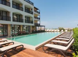 Oasis Del Sol - Front Beach