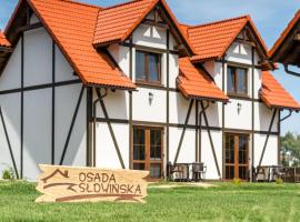 Osada Słowińska, chalet i Łeba