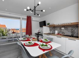 Apartments Strada Tučepi, hôtel à Tučepi
