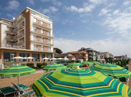 Hotel Ancora, hotelli kohteessa Lido di Jesolo lähellä maamerkkiä Palaturismo-keskus