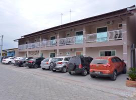 Pousada Recanto das Cores, hotel in Penha