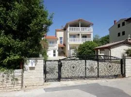 Apartments Domic