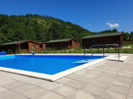 Kalabash Apartments, hotel con spa en Sovata