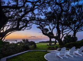 Beachview Club Hotel, hótel í Jekyll Island