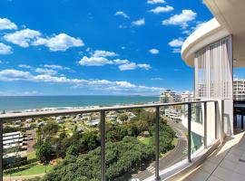 Silver Sea on Sixth Resort, khách sạn ở Maroochydore