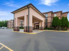 Quality Inn & Suites-Sellersburg, ξενοδοχείο σε Sellersburg