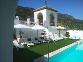 Hacienda Minerva, hotel Zuherosban