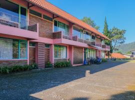 RedDoorz Syariah near Kopeng Treetop Adventure, hotel di Salatiga