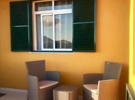 Cantinho Solpraia, hotel near Porto Santo Airport - PXO, 