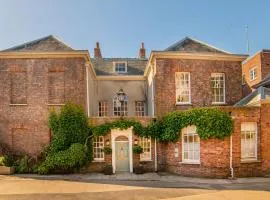 Pelham House