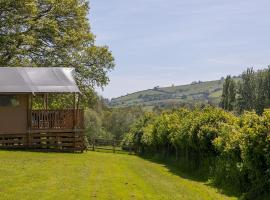 Valleyside Escapes, luxury tent in Tiverton