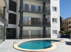 Apartamentos AR Melrose Place, hótel í Lloret de Mar