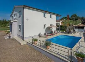 Silver Holiday House