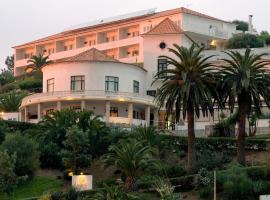 INATEL Foz Do Arelho, hotel in Foz do Arelho