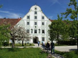 Zentrum für Umwelt und Kultur - Gästehaus und Jugendbildungseinrichtung im Maierhof, pensionat i Benediktbeuern