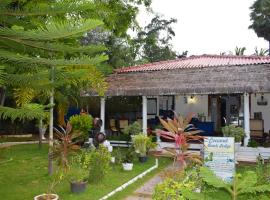 COCONUT BEACH LODGE, hotel in Trincomalee