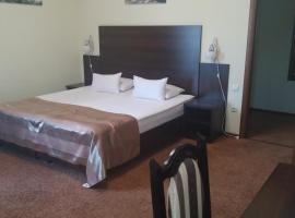 12 Months Mini Hotel, готель в Одесі