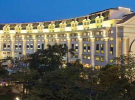 Đại Dương hotel, Hotel in Brisbane
