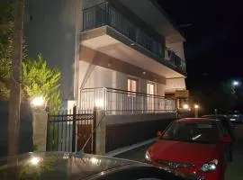 Dimitris Apartments