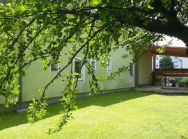 Haus Susanna, hotel v destinaci Leoben