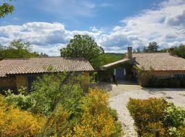 Domaine de Reiller Gîtes & Chambres d'Hôtes, hotel familiar en Boffres