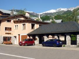 Hôtel Arolla, хотел в Бур-Сен-Морис