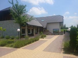 Villa Stone, hotel in Rakovica