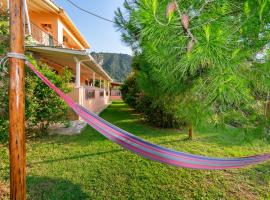 Evaggelia Studios, hotel near Agios Ioannis Beach, Lefkada Town