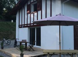 Camp Basque // Maison Erribera // Bidarray, cottage a Bidarray