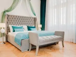 Gold Art Apartments