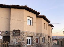 Casas Encinares: Narrillos de San Leonardo'da bir tatil evi