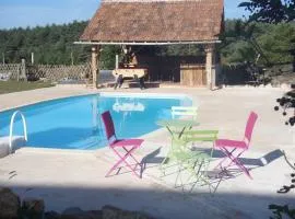 chambres sur Domaine avec piscine en pleine nature