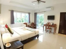 Baan Glangsuan Bang Kobua