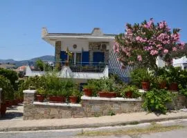 Traditional summer house in Marmari